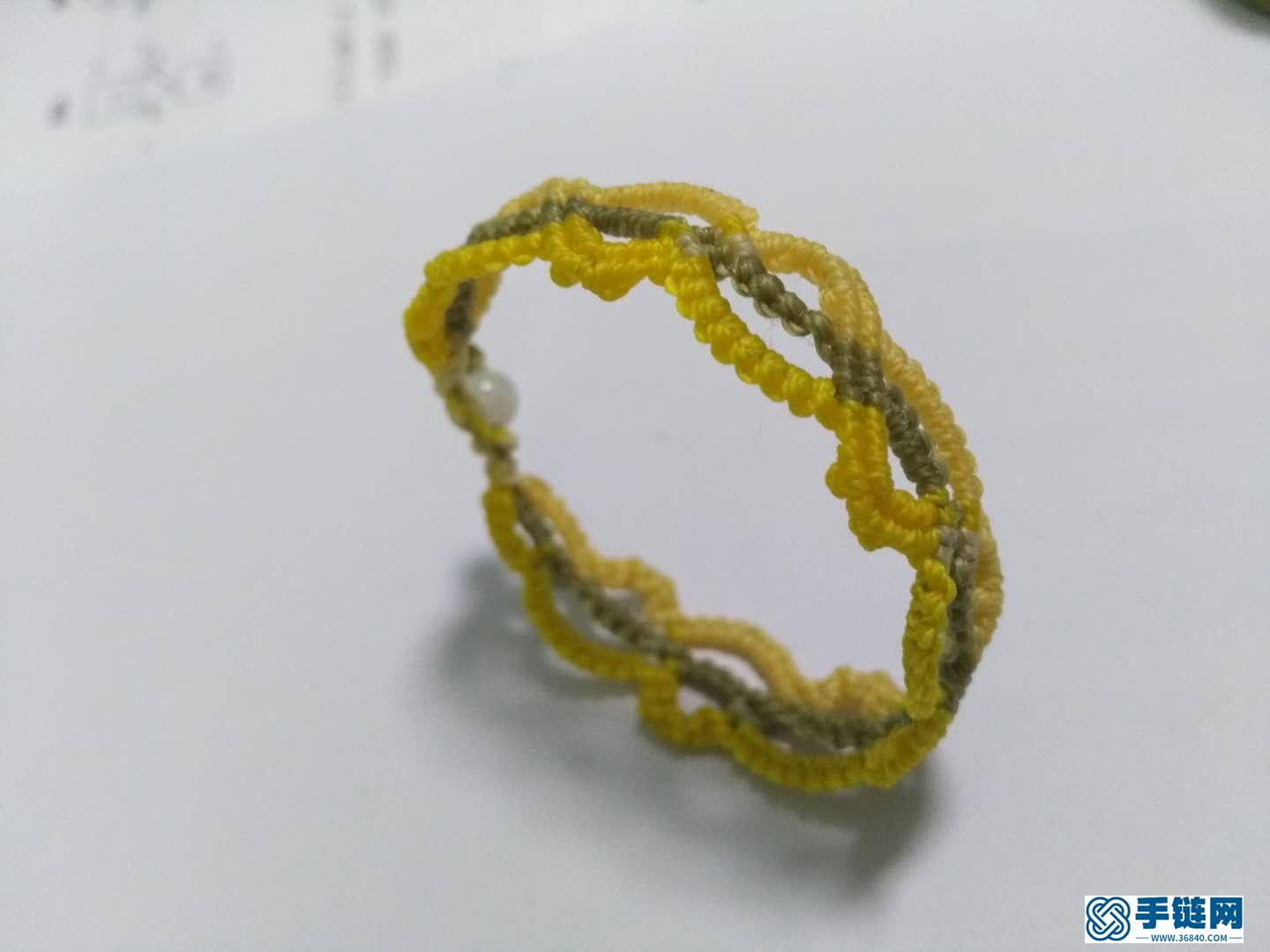 斜卷結(jié)手鏈編法教程，縷空蠟線手繩做法步驟